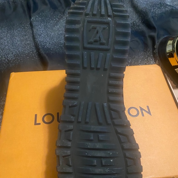 Designer sneakers - Picture 2 of 4